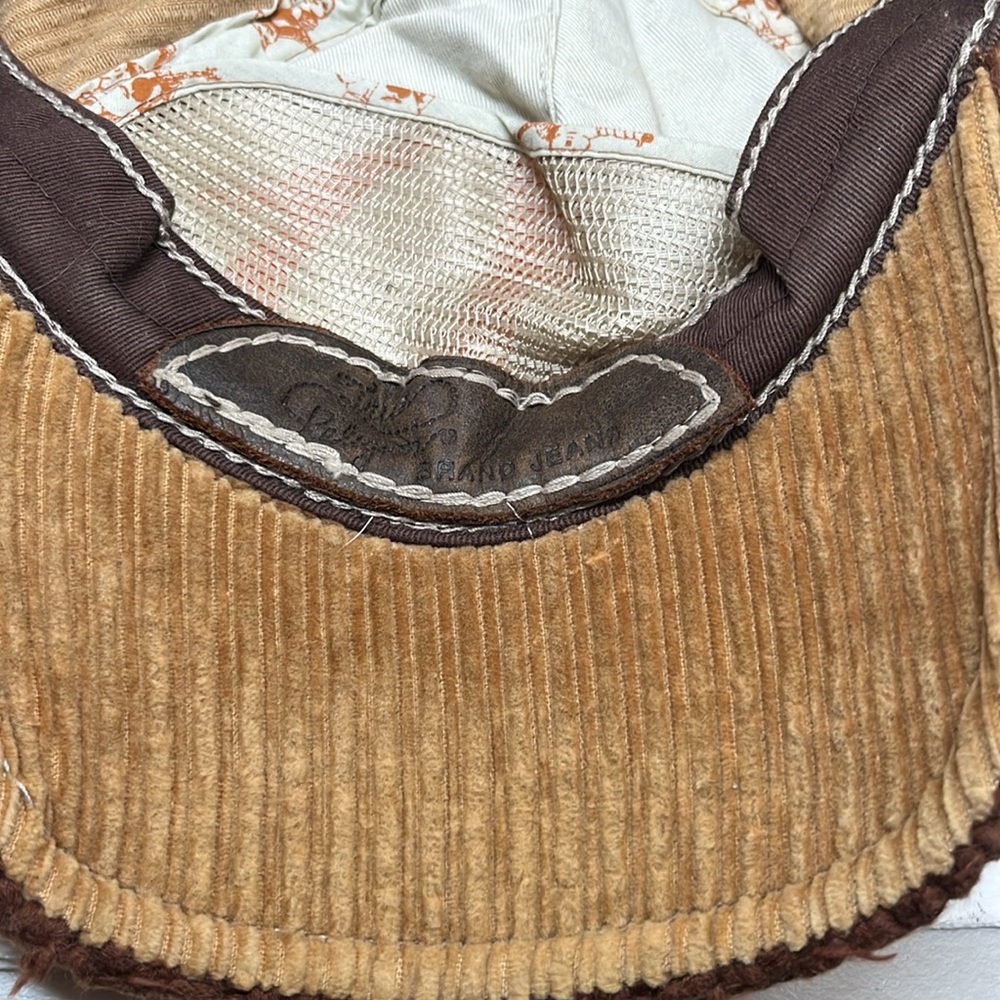 True Religion Strap Back - Picture 10 of 11